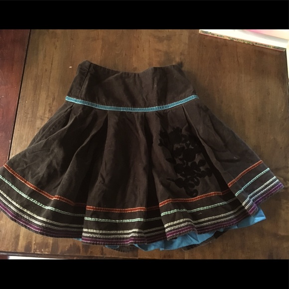 Brown skirt with velvet detail - Picture 1 of 2